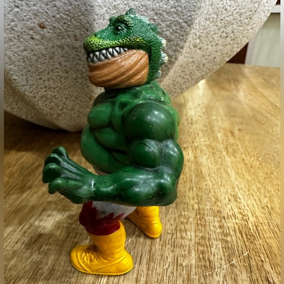 Mannix warriors Dino Monster vintage Very Hard to Find - Picture 3 of 3